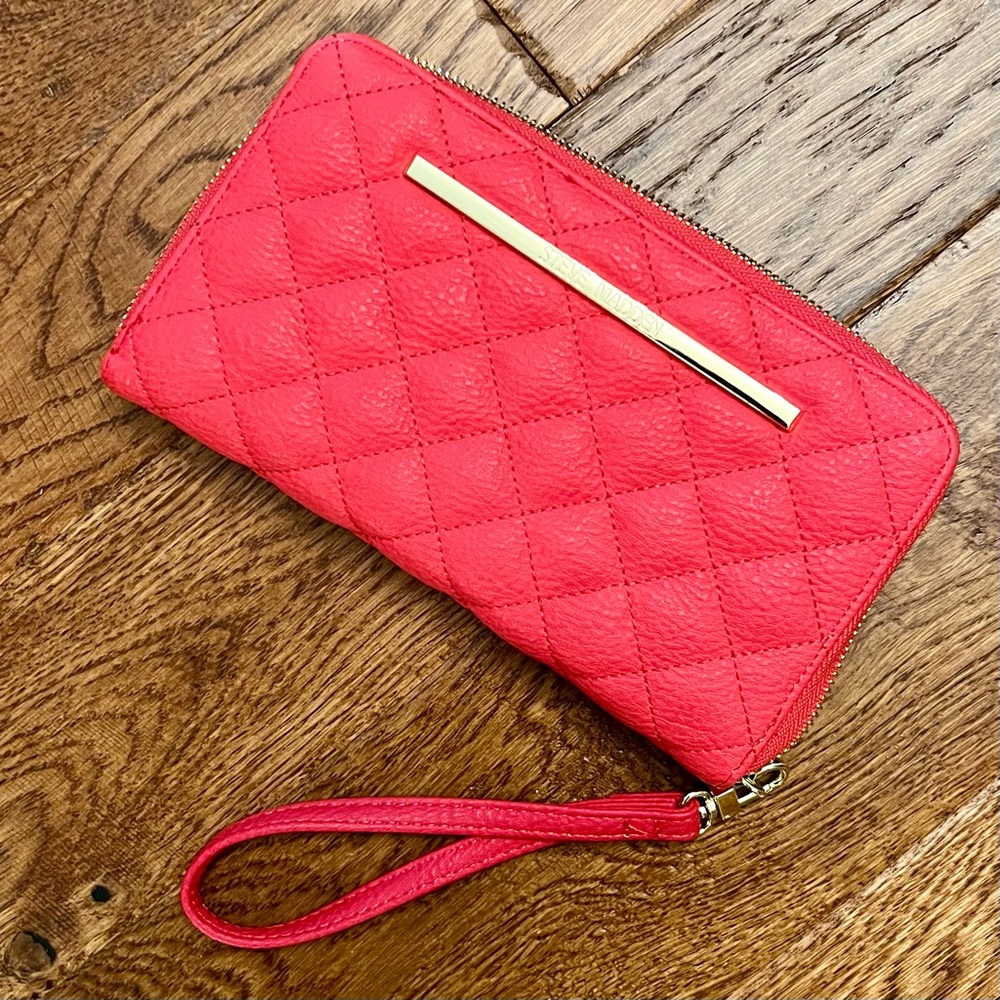 Steve Madden Clutch, BRAND NEW